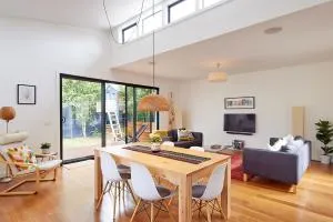 Boutique Stays - Mordi Beach House - Mentone