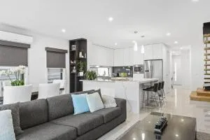 Boutique Stays - Edinburgh Place - Ascot Vale