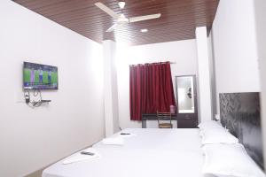 ACE SUITES