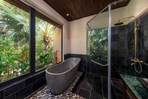 Biệt Thự Suite 2 Phòng Ngủ Nhìn Ra Vườn (2 Bed-room Suite Villa with Garden view)