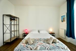 Appartements Le Citadin *2min gare*centre ville* terrasse* : photos des chambres