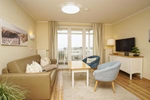 mit Meerblick und Balkon, gratis Nutzung vom AHOI Erlebnisbad und Sauna in Sellin - Meeresblick FeWo 38