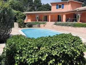 Villa Les Cyprés - Ampus