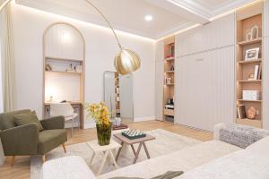 #stayhere - Authentic & Artsy Studio in Heart of Vilnius Old Town