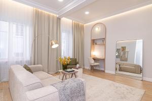 #stayhere - Authentic & Artsy Studio in Heart of Vilnius Old Town