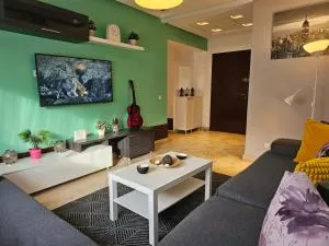 Lovely Modern Flat with Balcony, Casablanca - Oasis