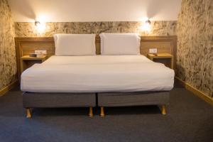 Junior Suite room in Budapest Hotel
