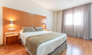 Double Room for single use  room in Camino de Granada