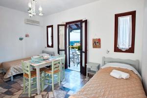 Apartment with sea view - Creta