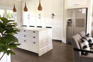 Antler & Oak Cottage: Provincial Luxe In Moss Vale