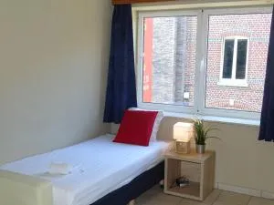 Room in Apartment - Condo Gardens Leuven - Student Studio Single - 奥德海文利