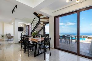Villa Mari Chania, with private ecologic pool and amazing view!