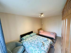2 Bed Flat - short walk from Brent Cross Station