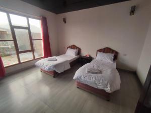 Stone rest house jebel shams