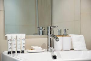 Cozy Dubai Marina Design Studio close to Jumeirah Beach, Mall & Metro