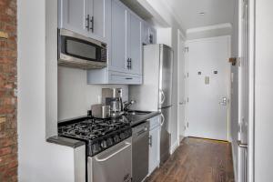 East Village 2br w wd nr square NYC-1260