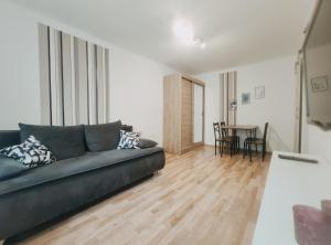 Pielęgniarek 5 by Homeprime