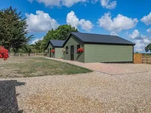 Cabin Hideaways - Mattishall