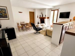 Appartements Villa T4 climatisee, rez-de-jardin, parking prive, proche plage et commerces - FR-1-316-182 : photos des chambres