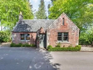 Gate Lodge - Tarfside