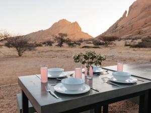 Spitzkoppe Cabin Camp