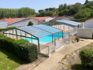 Chalets Chalet de 3 chambres avec piscine partagee jacuzzi et jardin amenage a Hasparren : photos des chambres