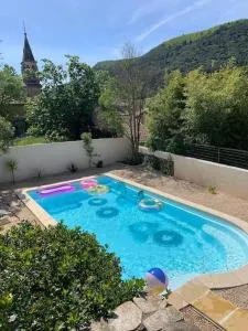 Villa avec piscine dans les cévennes - Rochessadoule