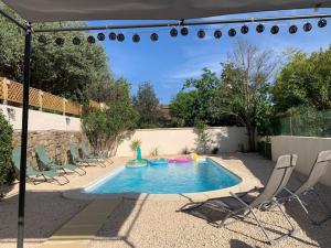 Villas Villa avec piscine dans les cevennes : photos des chambres