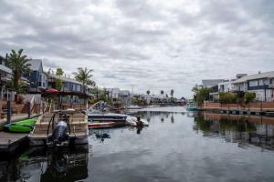 WATERFRONT -NEW LISTING LUXURY 4 BED ON THE WATER