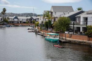 WATERFRONT -NEW LISTING LUXURY 4 BED ON THE WATER