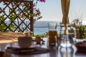 Luna Bay Home Retreat con vista sulla baia di Porto Luna a 2 km da Villasimius
