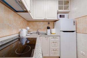 CB Living - 2 bedroom beach condo, Playa Flamenca