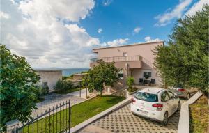 2 Bedroom Nice Apartment In Mali Rat 