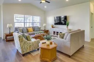 Modern Farmhouse in Herriman with Mountain Views! - Tooele