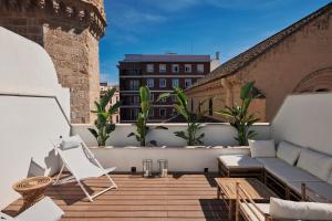 San Nicolas Luxury Home with prívate terrace