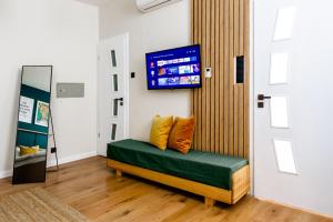 Stylish and comfortable downtown home