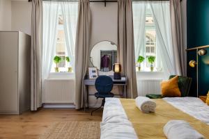 Stylish and comfortable downtown home