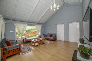 Hillcroft Annex Villa
