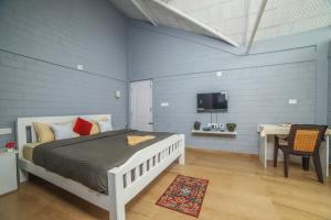 Hillcroft Annex Villa
