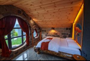 Hobbit Chalet