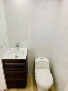 Alquiler Apartamento en Bogotá cerca al aeropuerto-Colibri Dorado-by-wonderlust