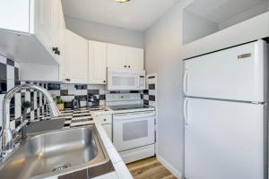 Seascape - Mins to Las Olas & Beach