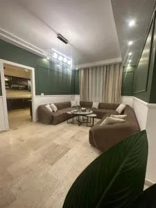 bedroom (3) apartment of 200 square meters with an outdoor terrace - Umm Uthainah