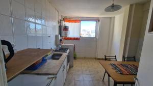 Depto 2 amb dependencia !! muy luminoso a metros de la playa !!