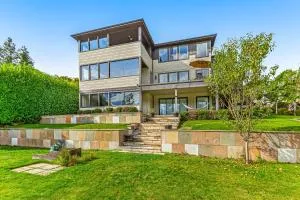 Driftwood Villa - Longbranch