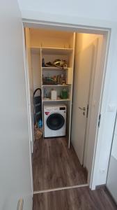 2 room Apartment, 413