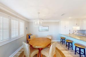 Hook Wine and Sinker