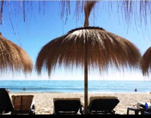 BenalBeach Holiday Appartement 2BDR Beach100m 5 Pools Gardens