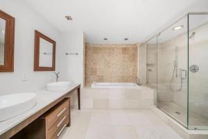 ICON W BRICKELL BY IMD MIAMI Marvelous Ocean View 2BR2BA