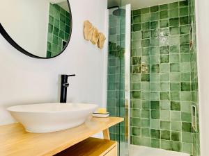 Appartements Large flat with view and balcony : photos des chambres